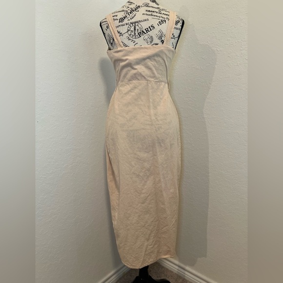 ASOS Asymmetrical Wrap Dress - belt is missing - Picture 4 of 13